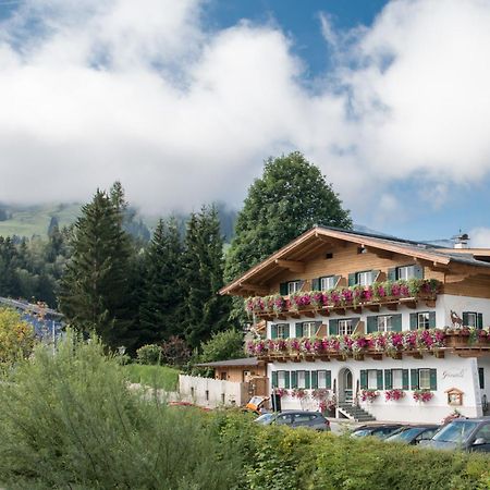 Gourmet-Hotel Gruenwald Леоганг Экстерьер фото
