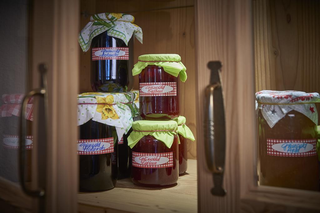 Gourmet-Hotel Gruenwald Леоганг Экстерьер фото